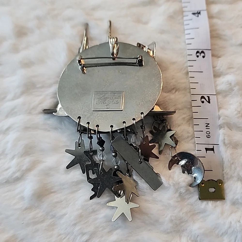 **Rare** Lunch At The Ritz NEW YORK CITY LIGHTS SKYLINE DRIVE Pin Brooch Pendant - Picture 8 of 13